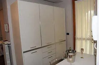 Residenza Centro מלון דירות 3*