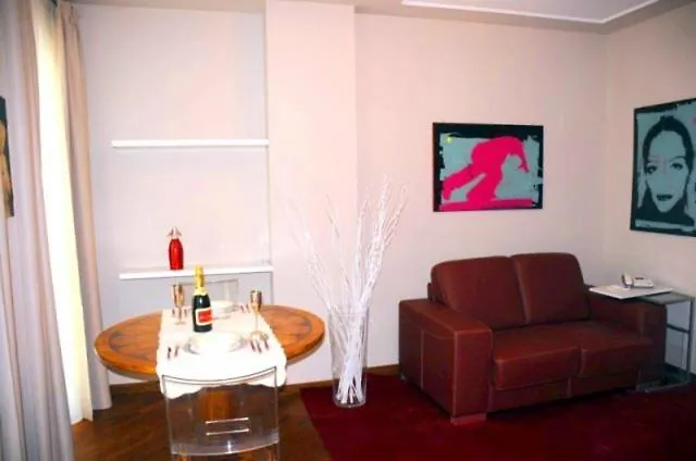 Residenza Centro Ξενοδοχείο με διαμερίσματα Segrate